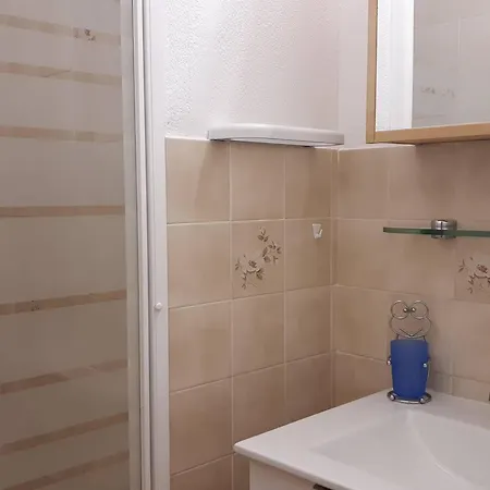 Apartment Cozy Avec Loggia A 2 Pas De La Plage, Parking Inclus - - Fr-1-251-714 Bormes-les-Mimosas